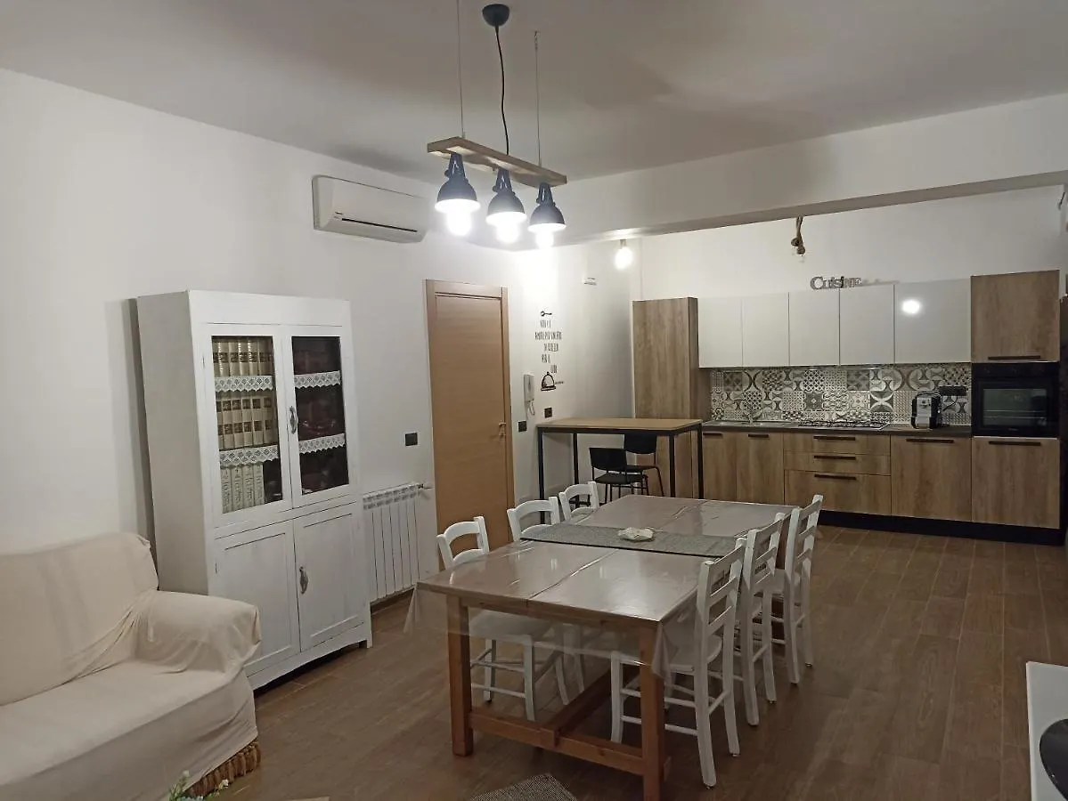 A Casa Di Franco Apartment Milazzo